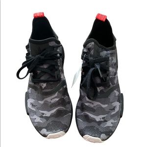 Men’s Adidas Boost sneakers